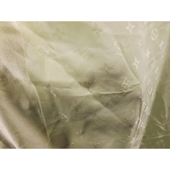 Louis Vuitton Monogram Scarf - Light Green Apple 100% Silk Large Women\'s 34\